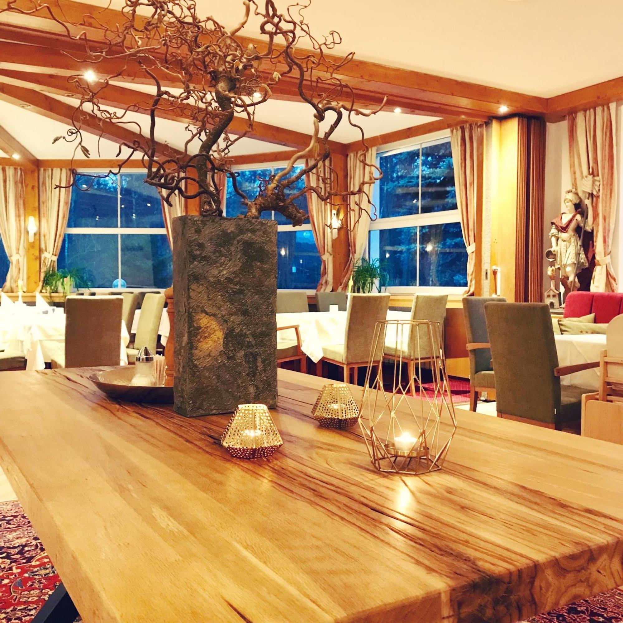 Hotel Vogtland Bad Elster Buitenkant foto