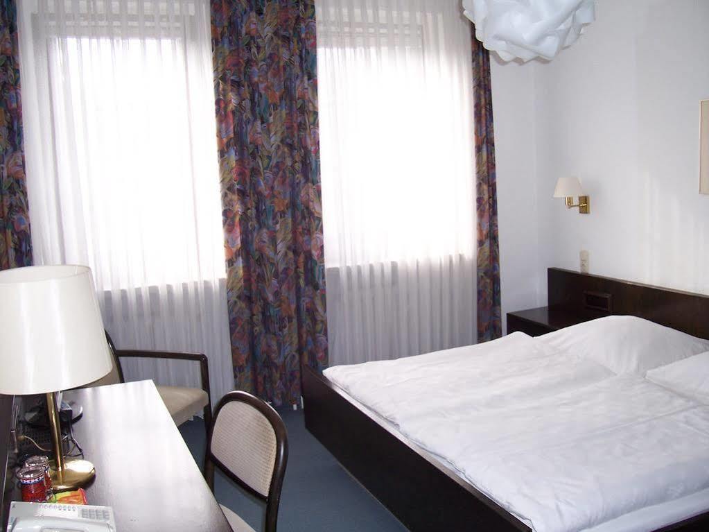 Hotel Vogtland Bad Elster Buitenkant foto
