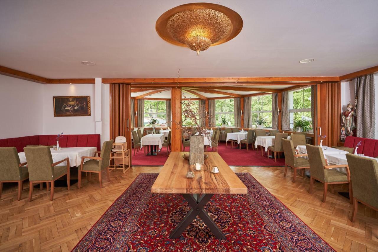 Hotel Vogtland Bad Elster Buitenkant foto